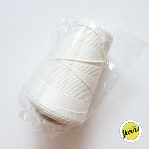 Undyed cotton yarn